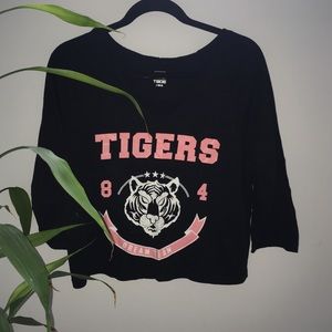 Graphic long crop top